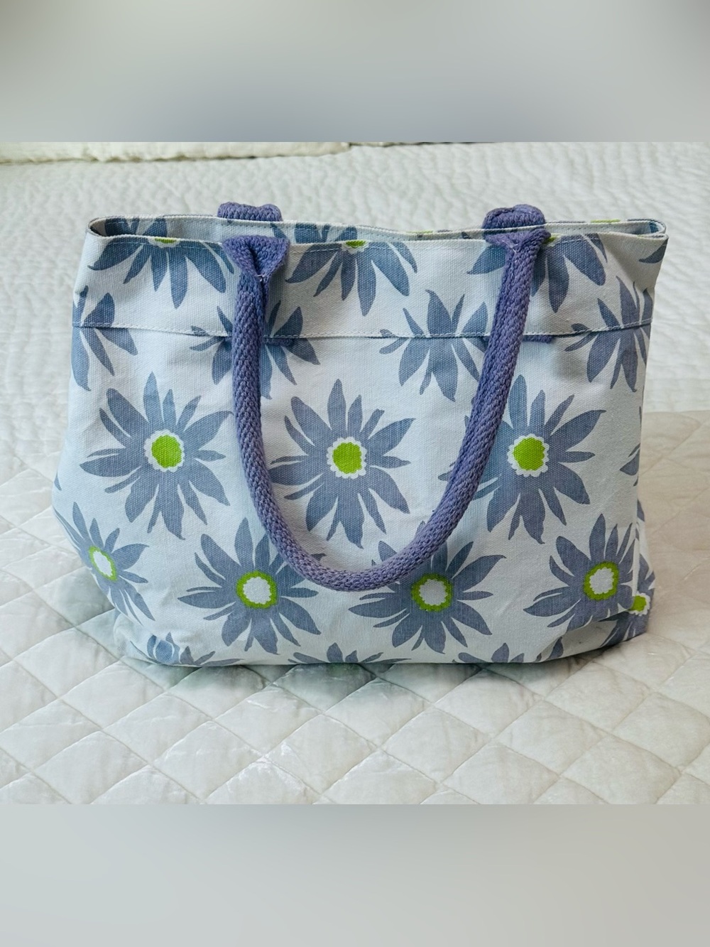Canvas Daisy Tote Bag in Light Blue with Lavender Handles
